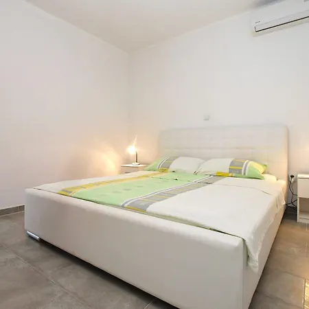 Anikica 1819 * ميدولين