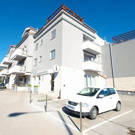 Anikica 1819 Apartament